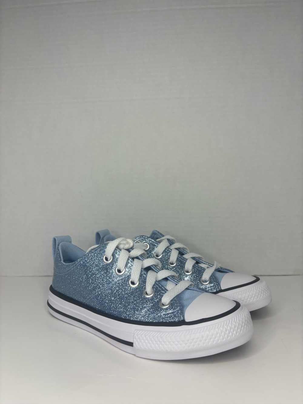 Converse Girls Sneakers Size 12